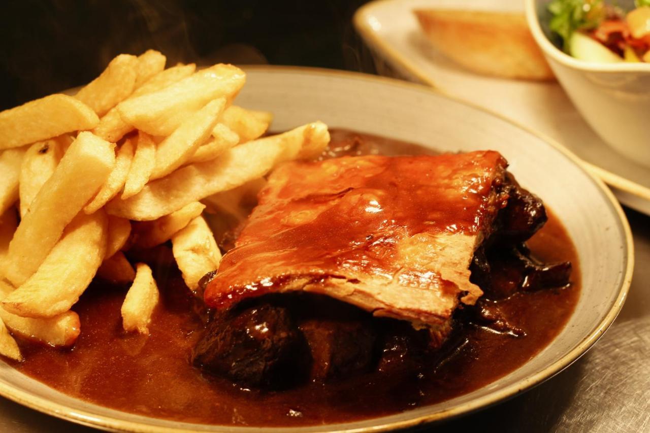 Slaters Country Inn Whitmore Екстериор снимка